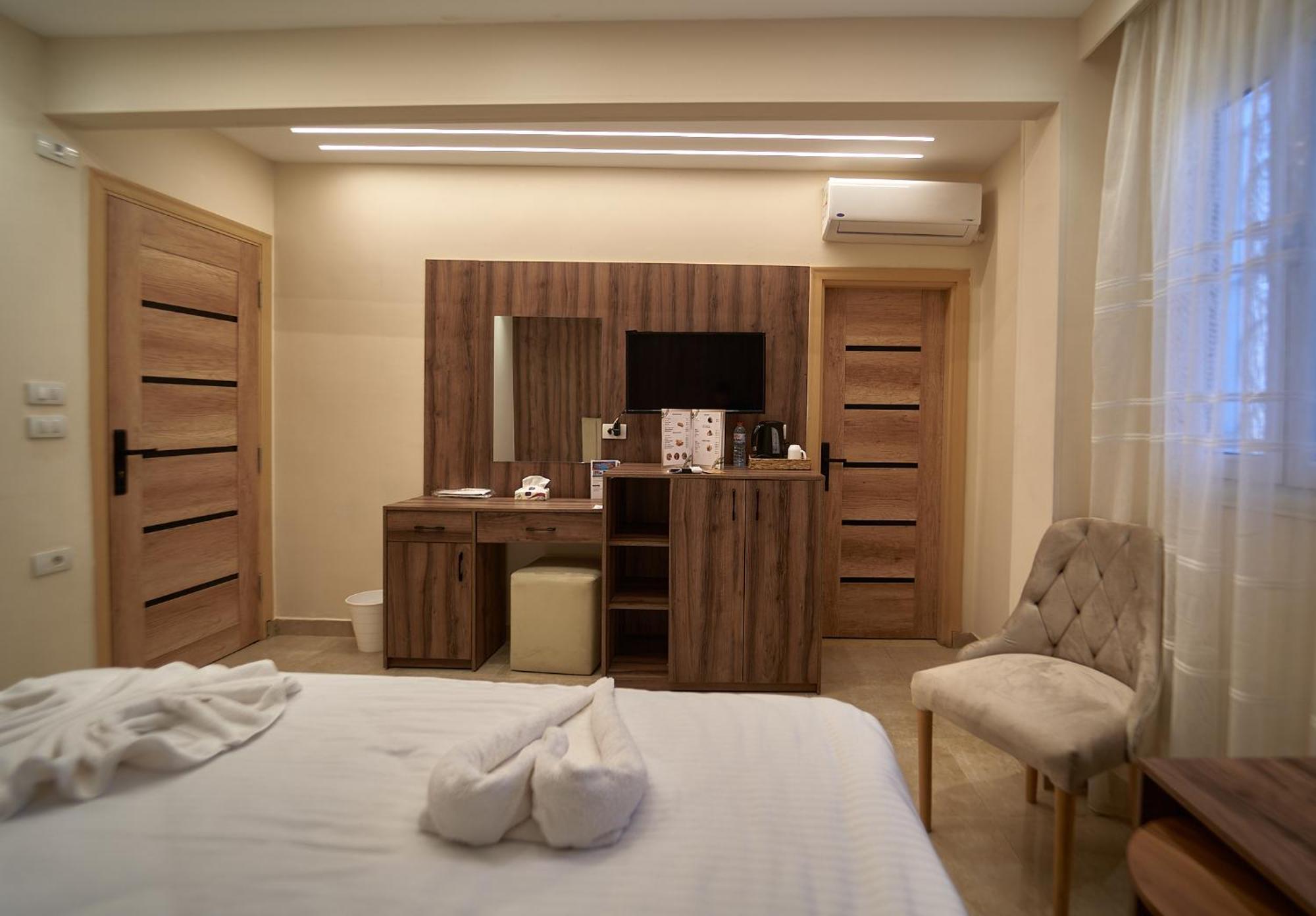 The Palace Pyramids Hotel Nazlet el-Sisi Екстер'єр фото